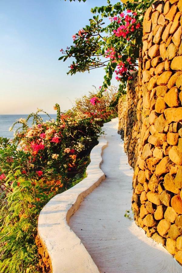 Waenis Sunset View Hotel And Restaurant, Amed, Bali Luaran gambar